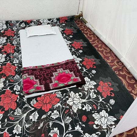 Arail Tent City Kumbh Cottage Mahakumbh -Near Arail Ghat And Naini Station Allāhābād Junction Buitenkant foto
