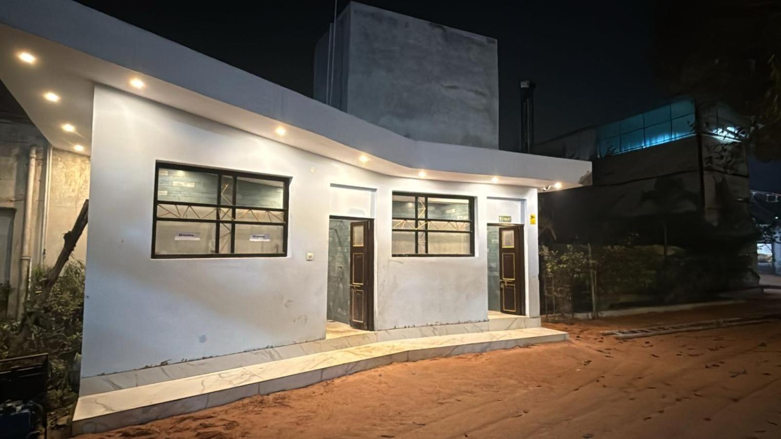 Arail Tent City Kumbh Cottage Mahakumbh -Near Arail Ghat And Naini Station Allāhābād Junction Buitenkant foto