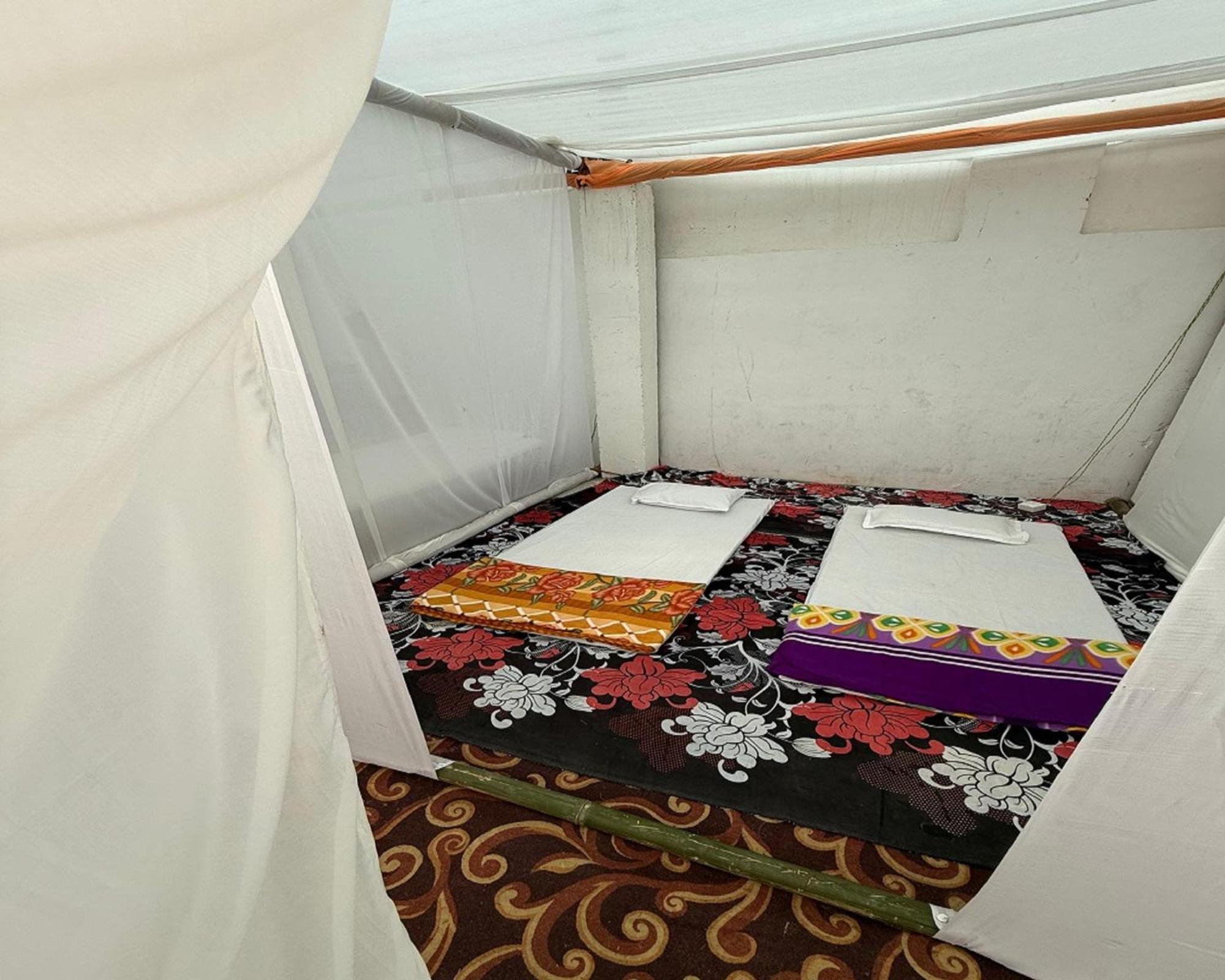 Arail Tent City Kumbh Cottage Mahakumbh -Near Arail Ghat And Naini Station Allāhābād Junction Buitenkant foto